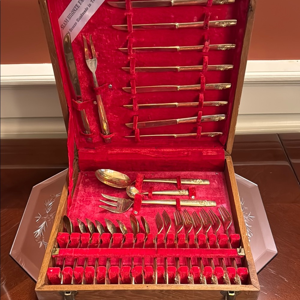 Gold Cutlery Set with Wooden Case